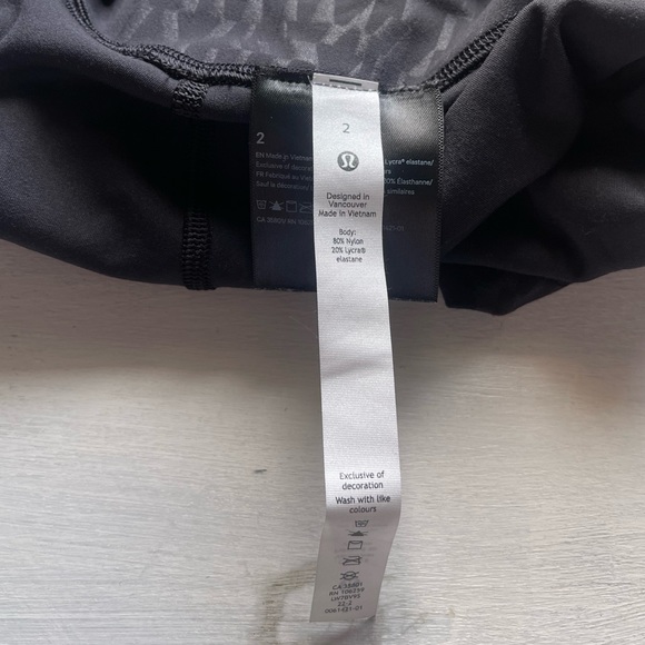 Lululemon Align High rise short 6” - Picture 4 of 5